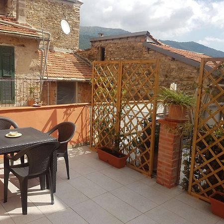 Immerso nel Verde Chiusavecchia Exterior foto