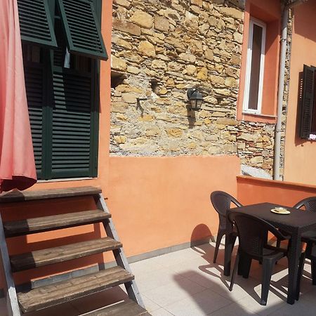 Immerso nel Verde Chiusavecchia Exterior foto